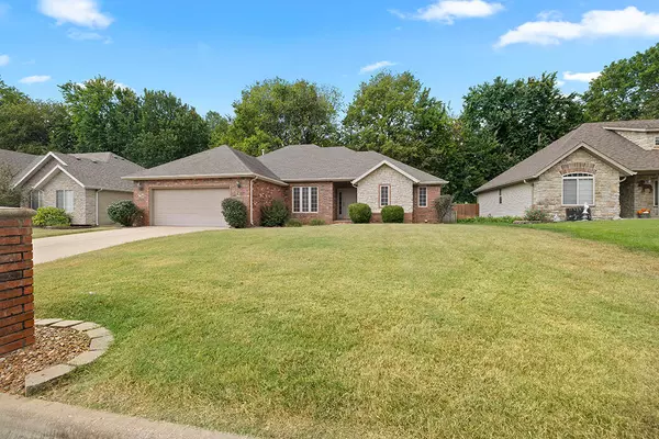 865 South Long Drive, Springfield, MO 65802