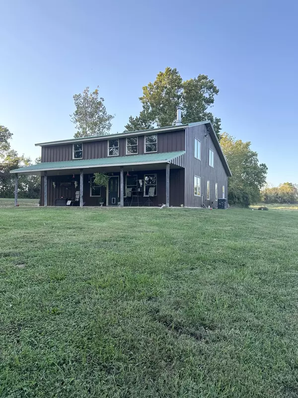 Walnut Grove, MO 65770,7020 North Farm Road 69