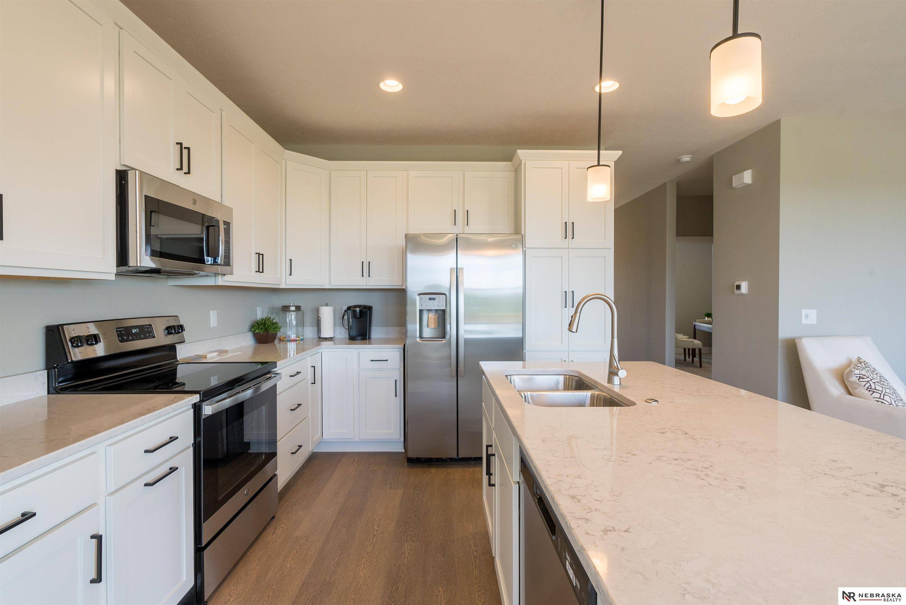 Omaha, NE 68136,8205 S 175th Street