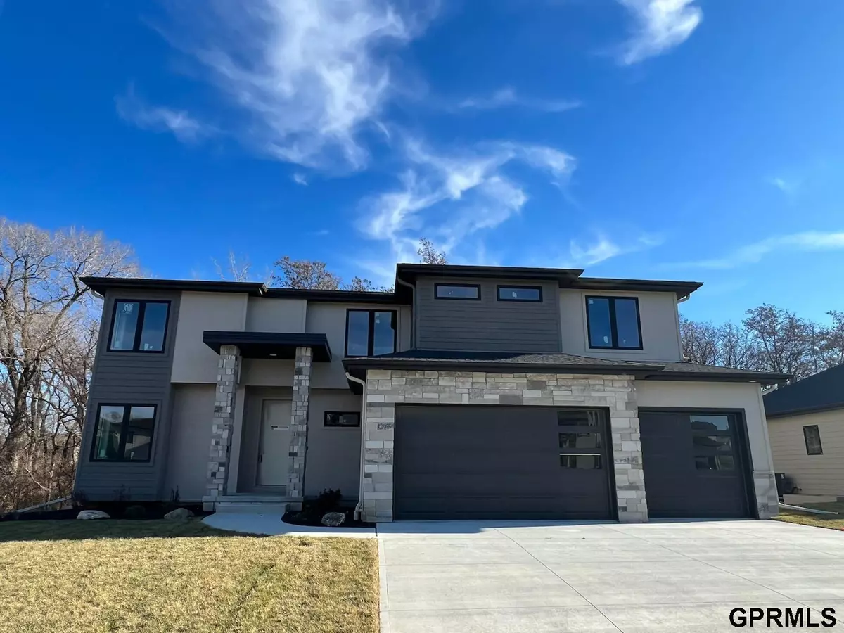 Elkhorn, NE 68135,4529 S 202 Street