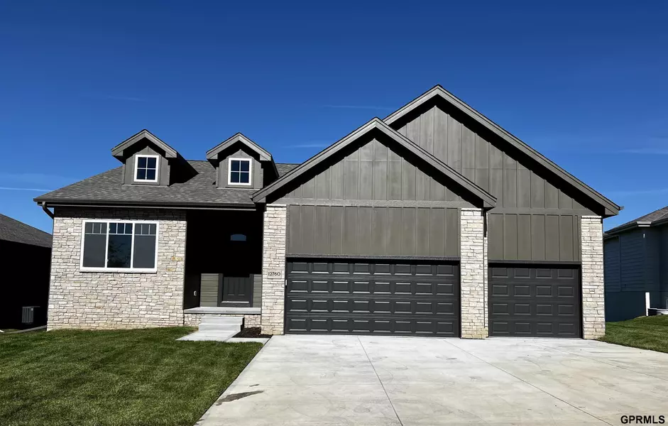 19101 Devonshire Drive, Gretna, NE 68028