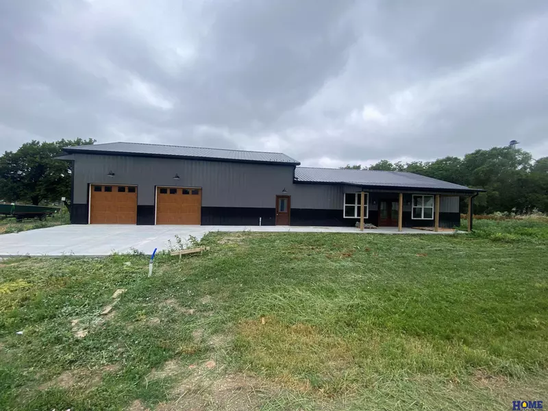 205 1st Street, Bee, NE 68314