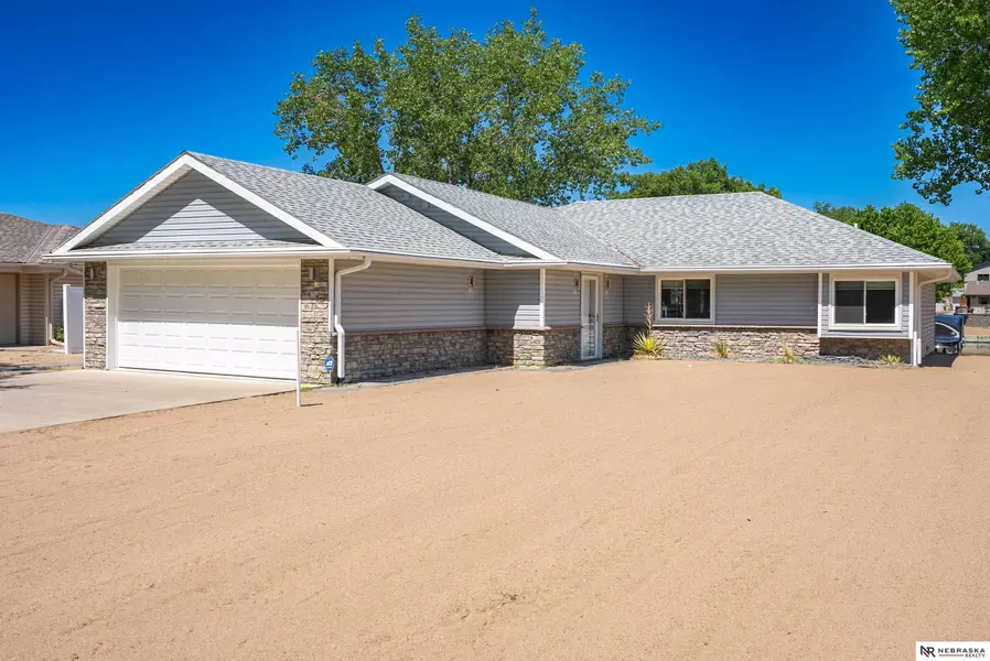 S1201 N Lake Shore Drive, Fremont, NE 68025