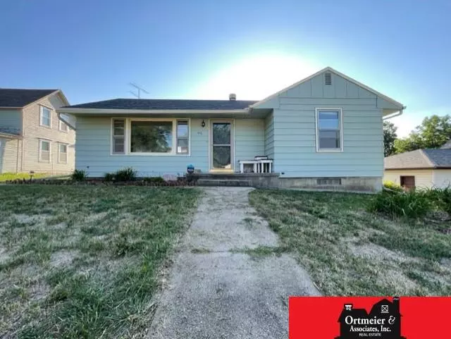 416 PINE Street, Clarkson, NE 68629