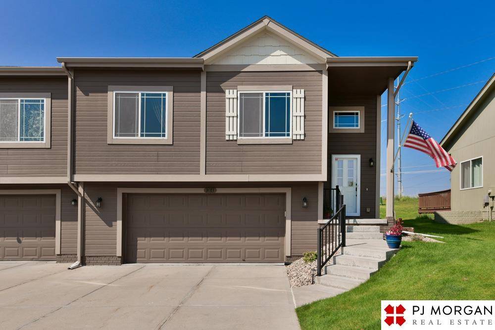 14313 Wood Valley Drive, Omaha, NE 68142