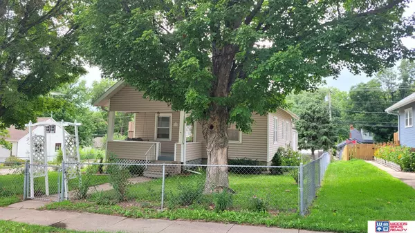 Seward, NE 68434,923 N 6th Street