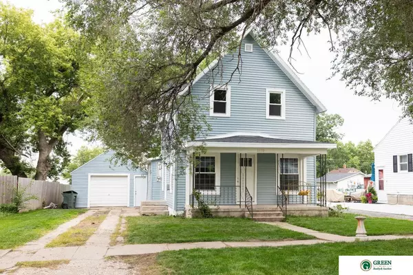 1719 N Nebraska Avenue, York, NE 68467