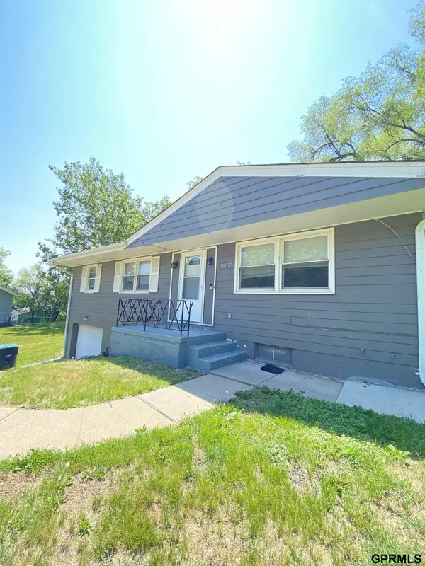 Omaha, NE 68134,9407 Binney Street