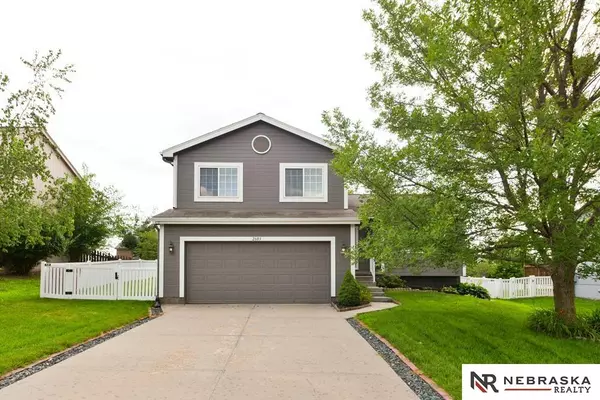 2603 Hogantown Drive, Bellevue, NE 68123