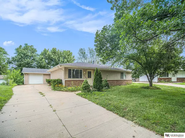 1914 W Mulberry Court, Lincoln, NE 68522