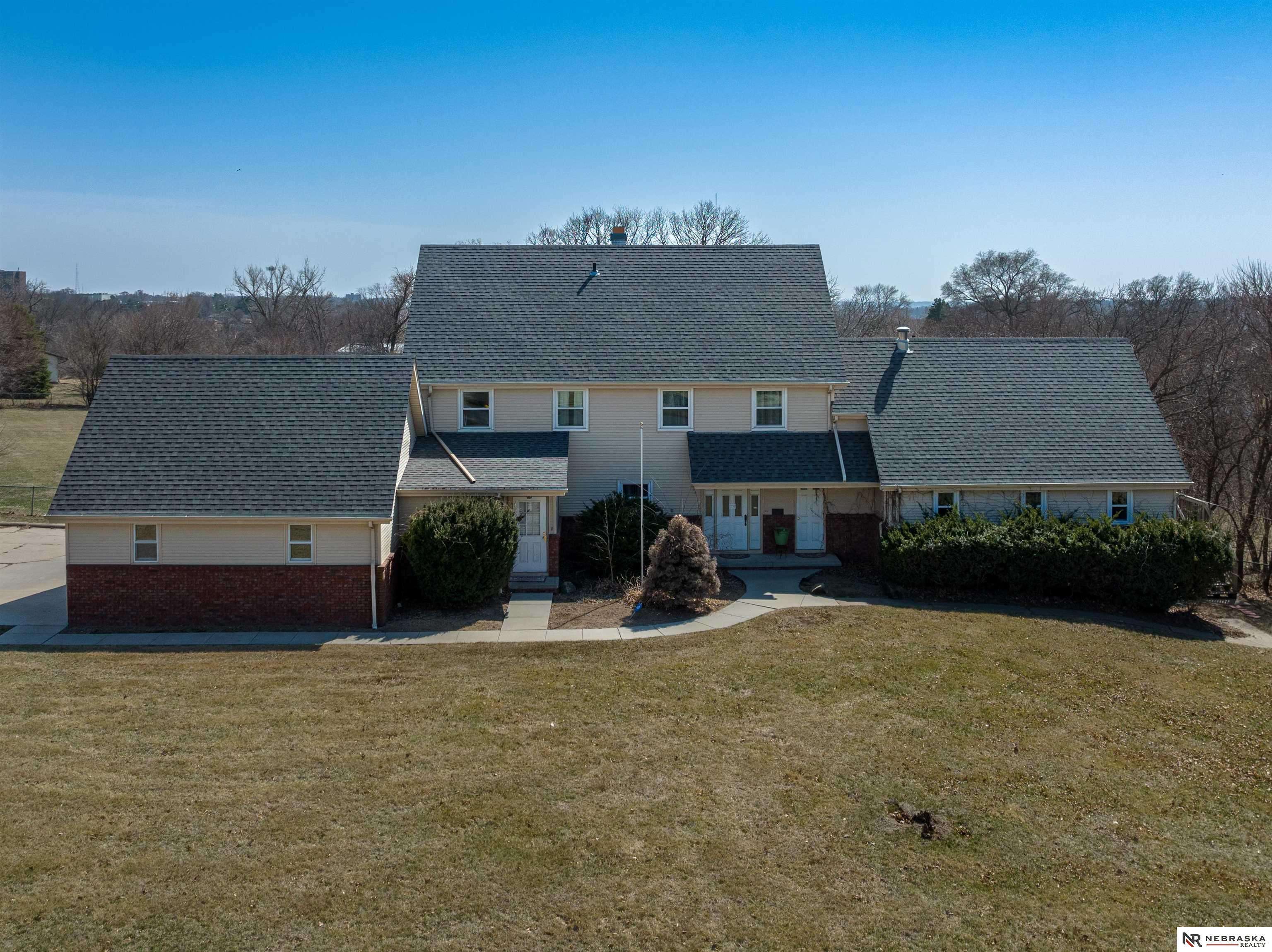 Omaha, NE 68152,6055 Country Club Road
