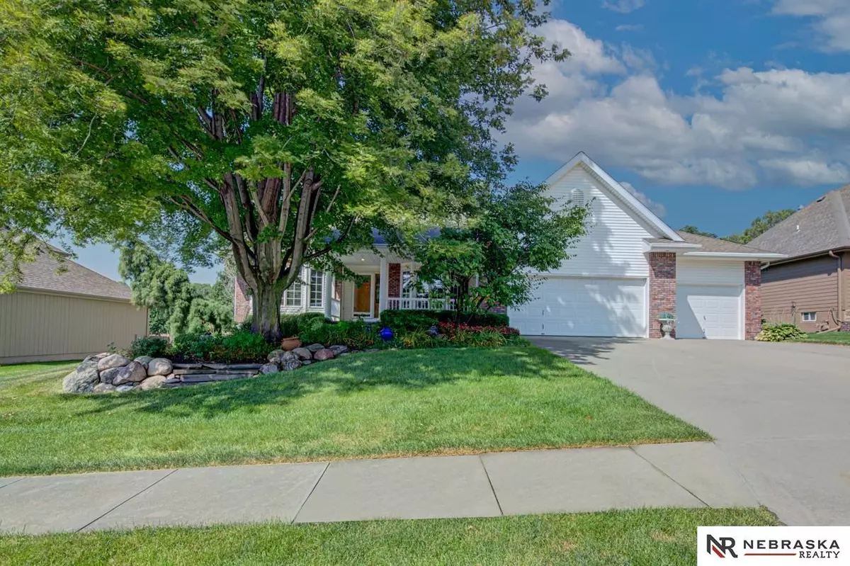 Papillion, NE 68046,1106 Locust Avenue