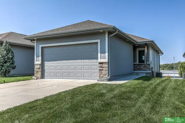 7016 N 154th Street, Bennington, NE 68007