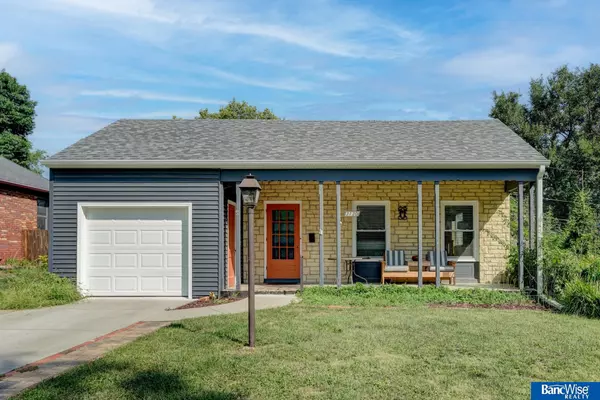 3130 Mayflower Avenue, Lincoln, NE 68502