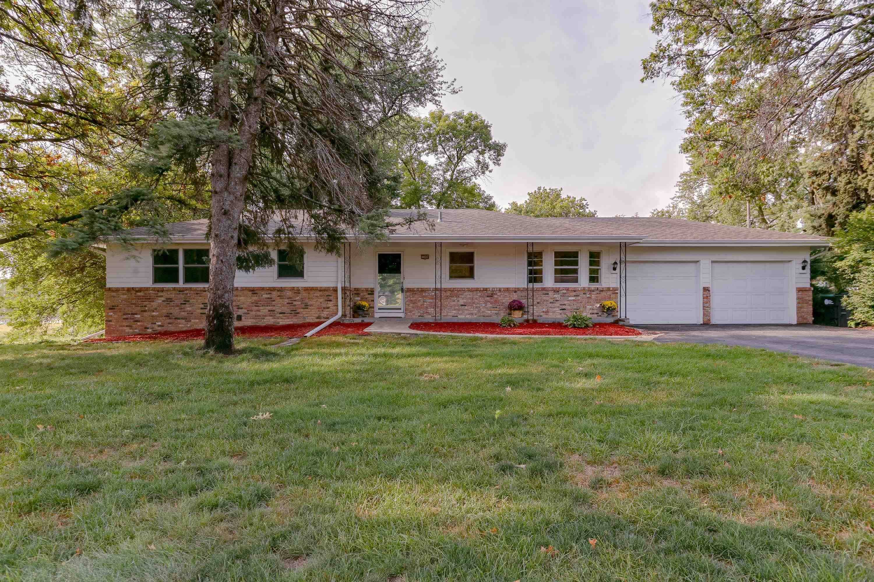 11209 Frances Street, Omaha, NE 68144