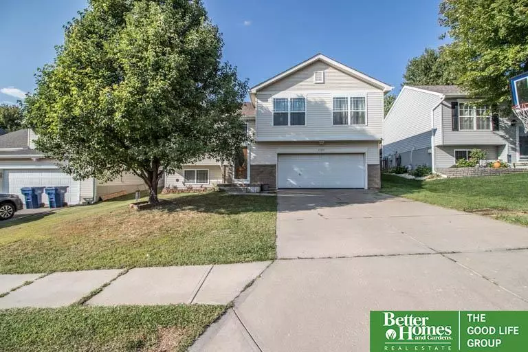 15320 Tucker Street, Bennington, NE 68007