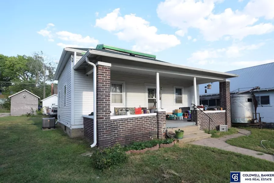 812 D Street, Fairbury, NE 68352