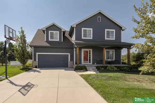 Papillion, NE 68046,10823 Cimarron Street