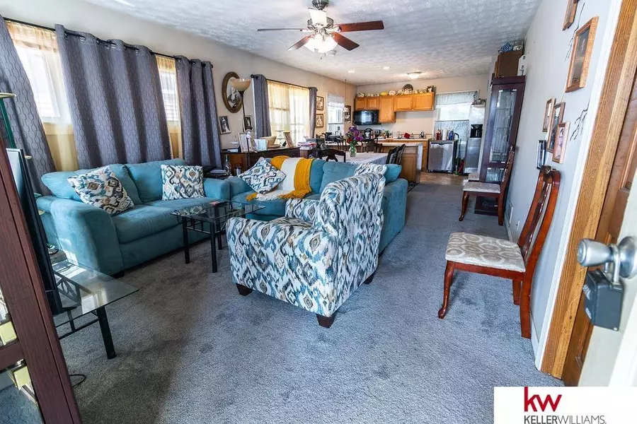 406 Valley Street, Omaha, NE 68108