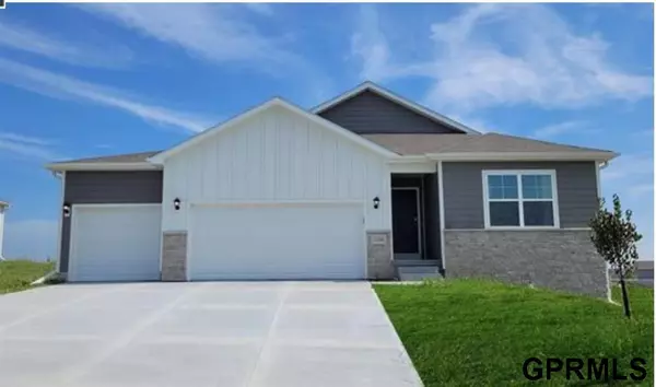 11606 Sunburst Drive, Papillion, NE 68046