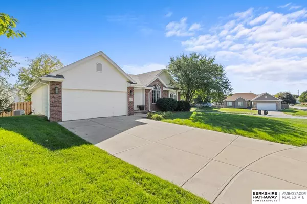 Omaha, NE 68154,15327 Parker Circle