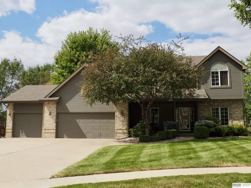 1712 S 177 Circle, Omaha, NE 68130