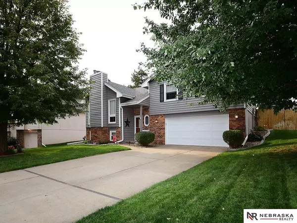 Papillion, NE 68046,1005 Devon Drive