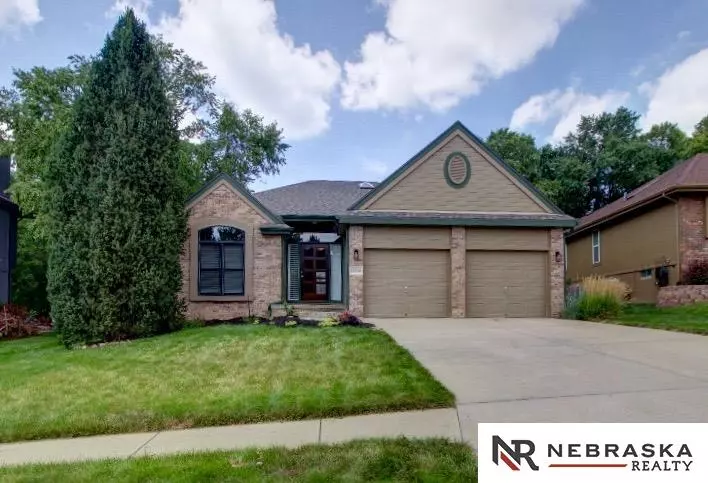 16604 Yort Avenue, Omaha, NE 68116