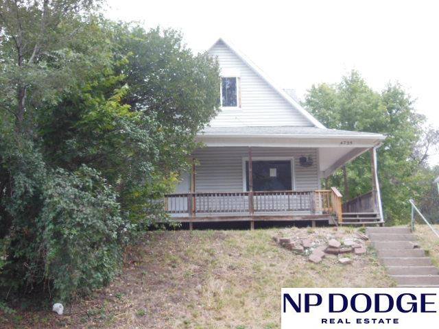 4735 S 17 Street, Omaha, NE 68107