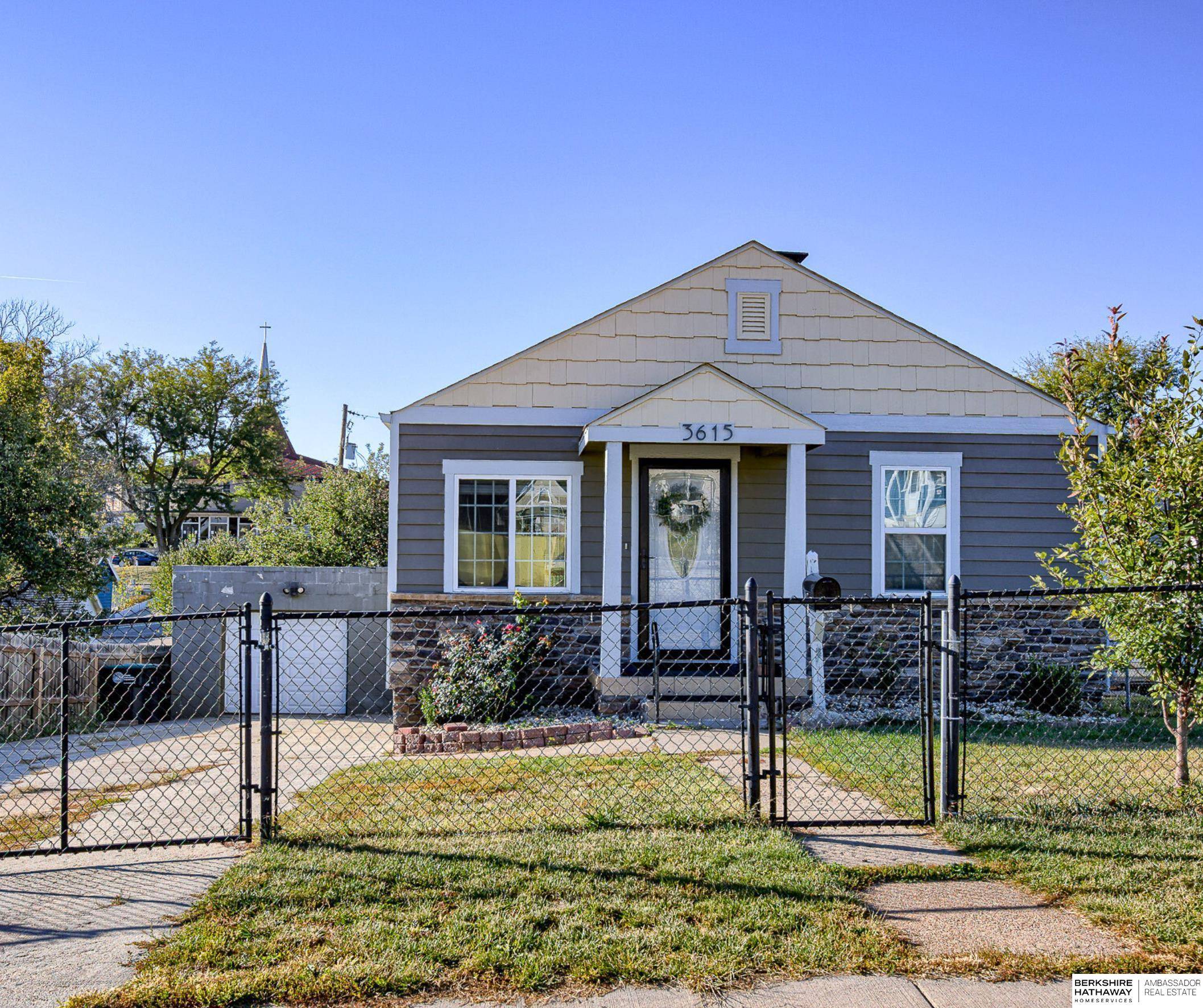 3615 W Street, Omaha, NE 68107