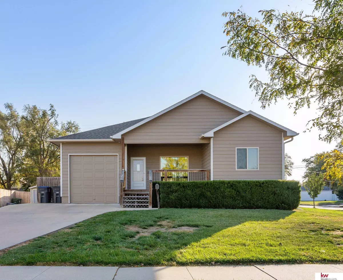 Council Bluffs, IA 51501,2527 S 11 Street