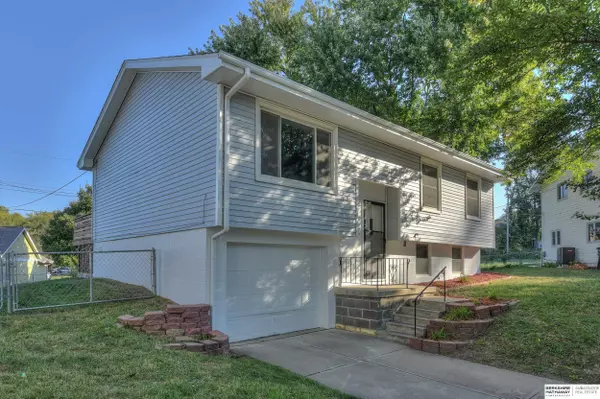 Omaha, NE 68134,8810 Sprague Circle