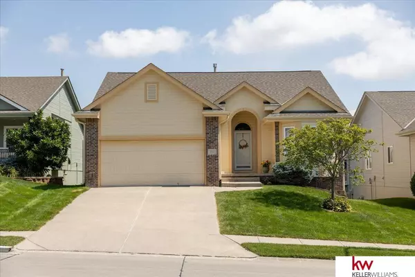 7517 S 173 Street, Omaha, NE 68136