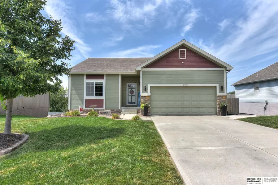 11216 S 212th Street, Gretna, NE 68028