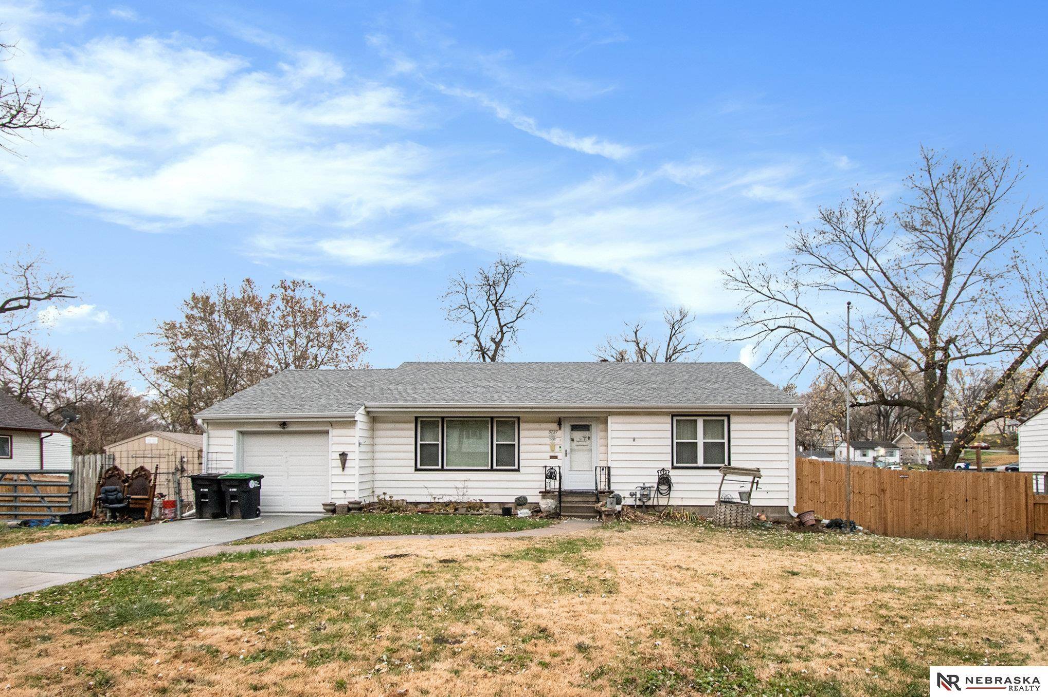3727 Laurel Avenue, Omaha, NE 68111
