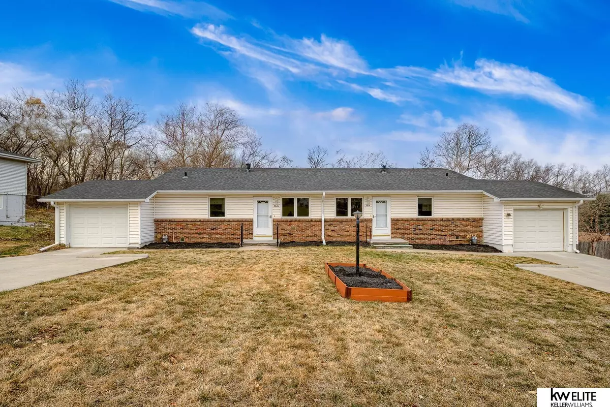 Bellevue, NE 68147,3614-3616 Barrett Road