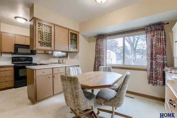 Lincoln, NE 68505,8020 Vine Street