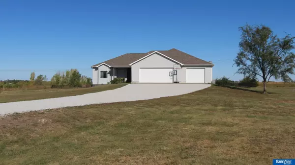 Firth, NE 68358,25801 Ironhorse Court