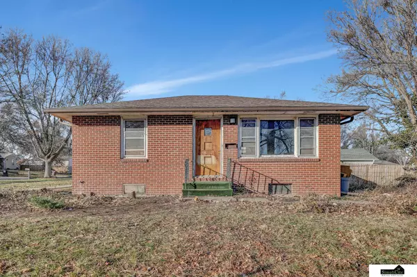 2601 N 61st Street, Lincoln, NE 68507