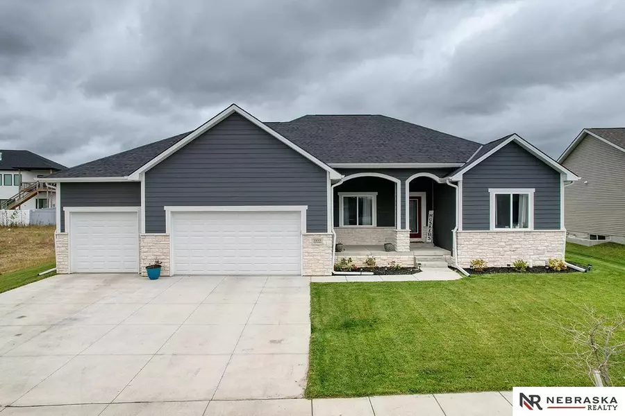 1035 N 108th Street, Lincoln, NE 68527