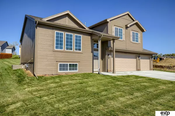 Papillion, NE 68133,5304 Helwig Avenue