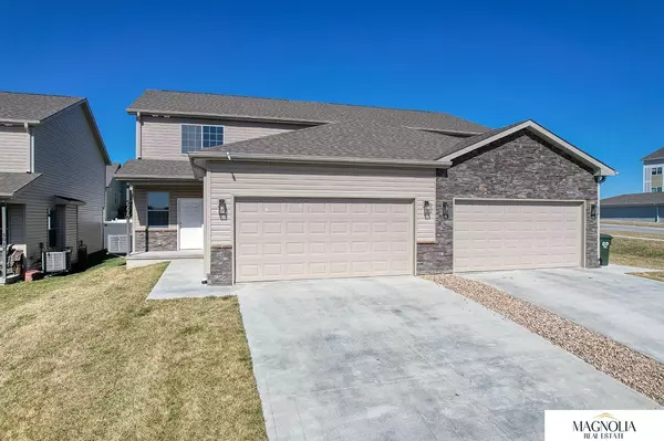 Lincoln, NE 68528,5006 W Hillsboro Drive