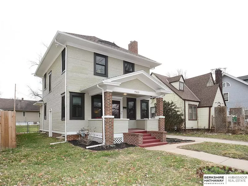 7015 Minne Lusa Boulevard, Omaha, NE 68112