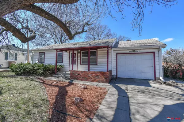 4139 Lewis Avenue, Lincoln, NE 68521