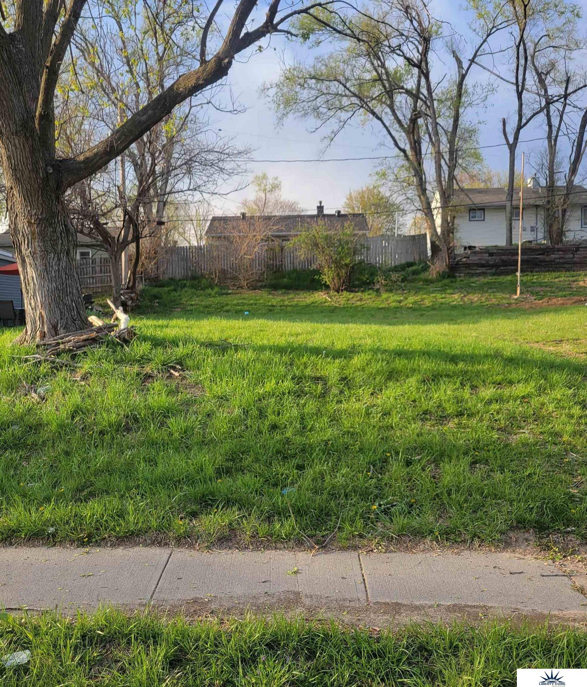 3816 Valley Street, Omaha, NE 68105