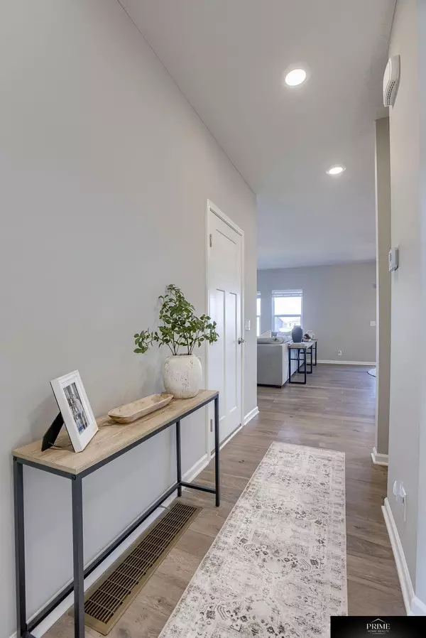 Bennington, NE 68007,17518 Tucker Street