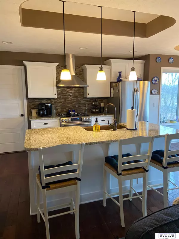 Bellevue, NE 68147,8807 S 15th Circle