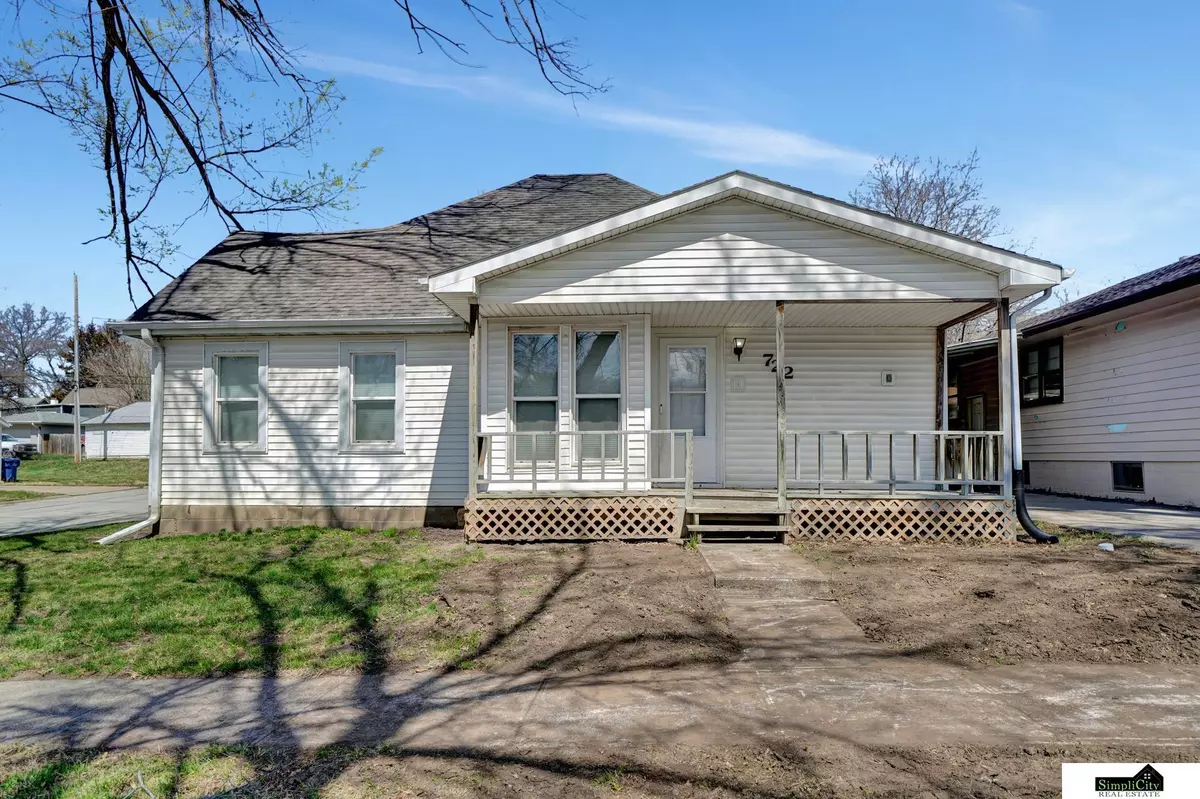 Syracuse, NE 68446,722 6th Street