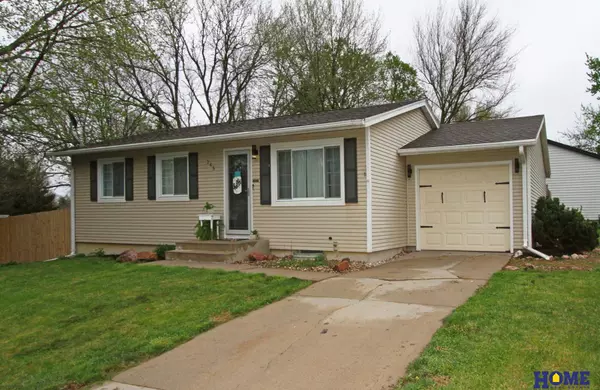 Eagle, NE 68347,745 Applewood Drive