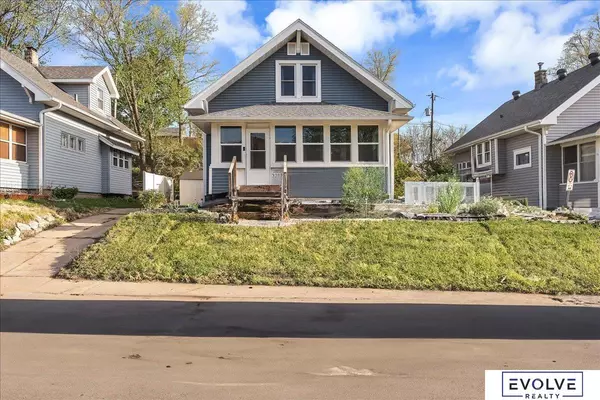 Omaha, NE 68105,3211 Spring Street